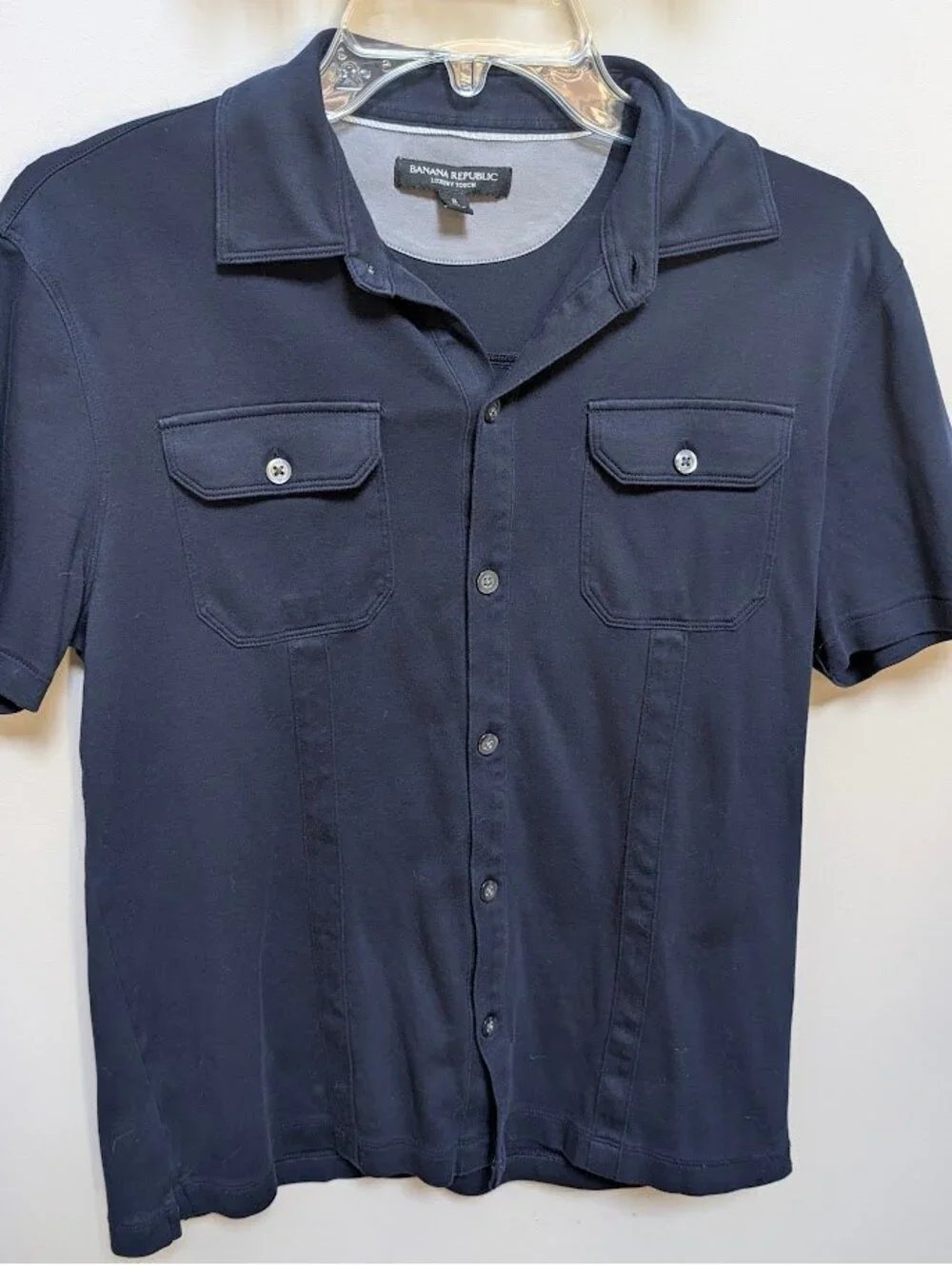 Banana Republic Luxury Touch Men's Navy Blue Short Sleeve Button-Up Shirt Size S